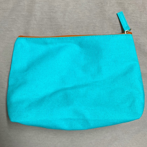 Vichy Laboratories Cosmetics Travel Bag in Green and Orange - Picture 3 of 7